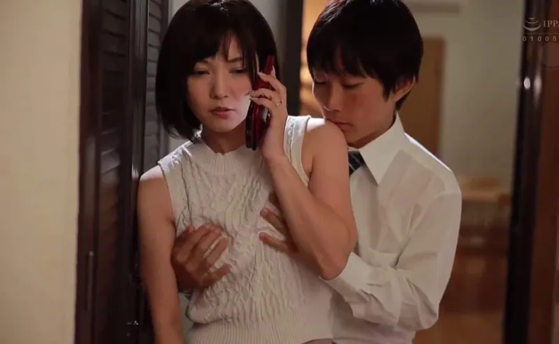 Chồng yêu đi đánh golf, bà xã ở nhà dẫn trai trẻ về nện cho sướng